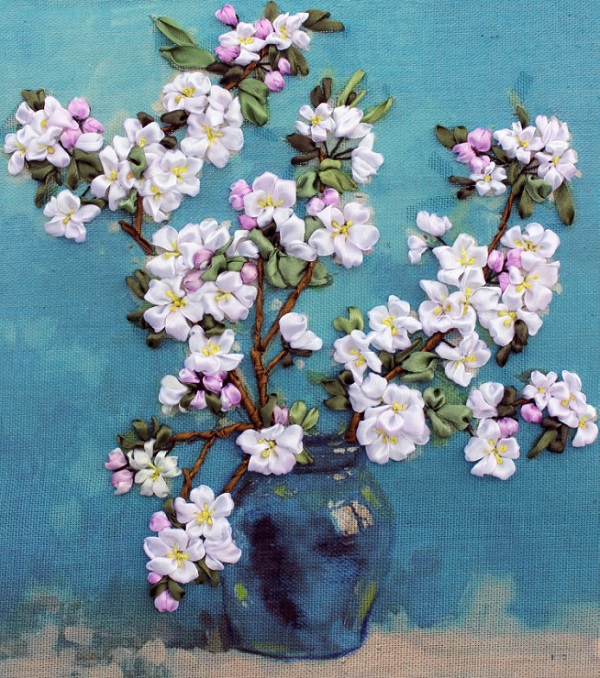 20150801-khong-gian-dep-noi-bat-nho-san-pham-theu-ruy-bang-3