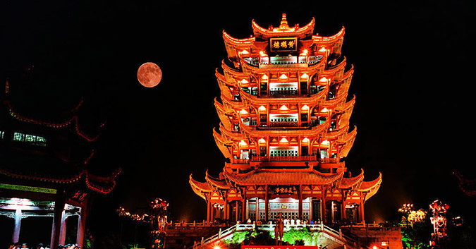 lau hac vang thumbnail