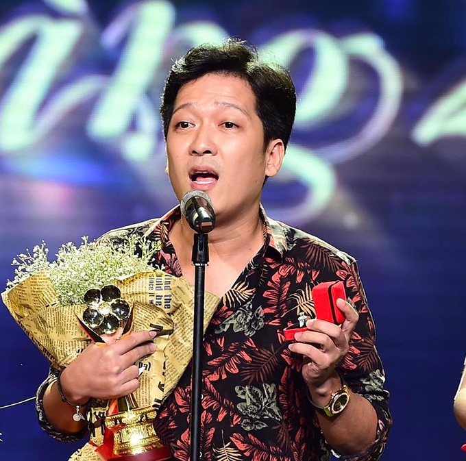 Sau màn cầu hôn Nhã Phương,Trường Giang 'ẵm' nhiều giải lớn