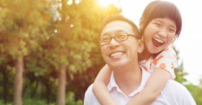 Ba và con gái: Những khoảng đời dung dị bình yên