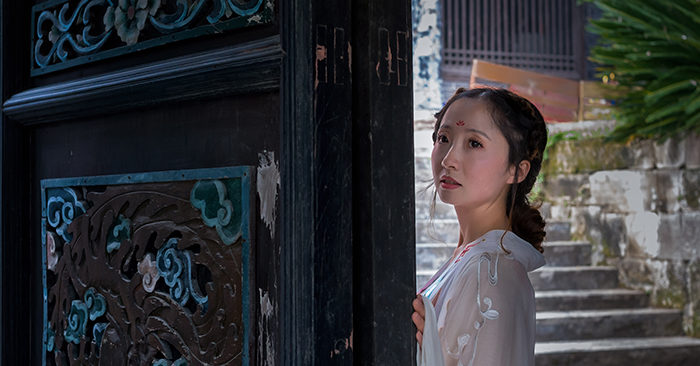 Hoa trôi hữu ý, nước chảy vô tình, đời người gặp gỡ chia xa đều bởi chữ duyên