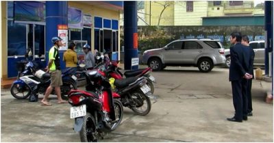 Quảng Trị: Đổ phải xăng pha nước, hàng loạt xe chết máy