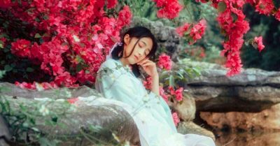 Cuộc đời thuận nghịch do mình định, biết đủ thì sẽ được bình an