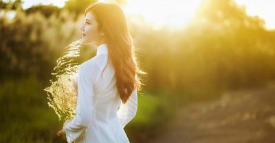 Chiều nay sương lạnh thấm lòng, nghe chồi non gọi mùa Xuân đến gần