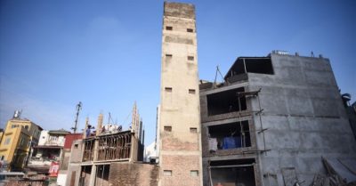 Những ngôi nhà ‘siêu mỏng – siêu méo’ mọc bên ‘đại công trường’ đường Phạm Văn Đồng