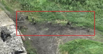 Video: Thuỷ quân lục chiến Ukraina hạ gục nhóm lớn quân Nga đang chạy trốn