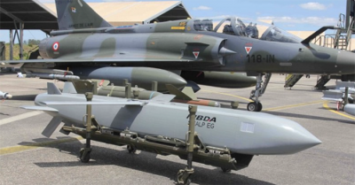 Pháp quyết chuyển tên lửa tầm xa cho Ukraina