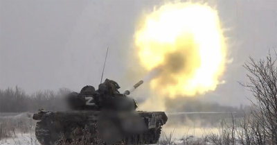 Ukraina nói Nga tăng cường độ pháo kích vào biên giới phía bắc