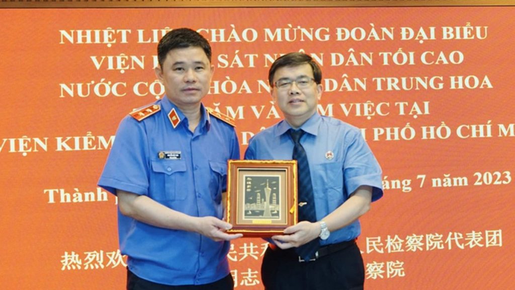 Viện kiểm sát TP.HCM trao đổi kinh nghiệm giải quyết các loại án với đoàn Trung Quốc