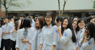 Hiệu trưởng các trường THPT được quyền quyết định việc chuyển trường của học sinh