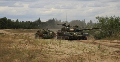 NATO ‘giật mình’ khi Belarus tập trận xe tăng sát Hành lang Suwalki