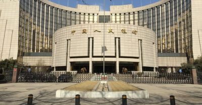 Các cơ quan quản lý tài chính của Trung Quốc đang hốt hoảng, càng cấm càng loạn