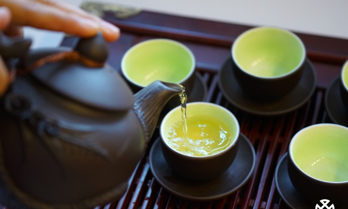 Uống bao nhiêu tách trà xanh mỗi ngày là có tác dụng hạ huyết áp tốt nhất?
