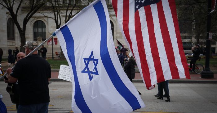 Thời khắc then chốt của năm 2024: ‘Thiên hạ loạn, Hoa Kỳ tiến thoái lưỡng nan’