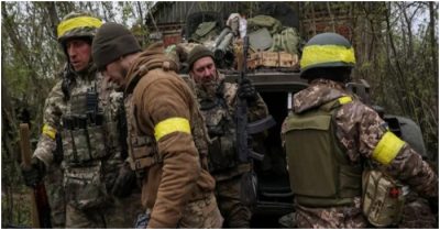 Quân Ukraina rút lui ở Mặt trận phía Đông