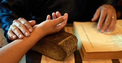 Hai danh y đồng thời chẩn bệnh, phát hiện sinh tử hóa ra tại mệnh, không tại thuốc