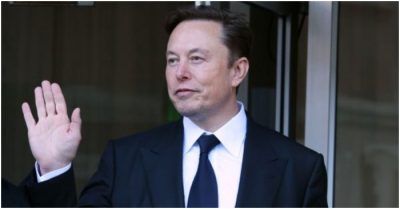 Bắc Kinh toan tính gì khi bất ngờ nhượng bộ Tesla?