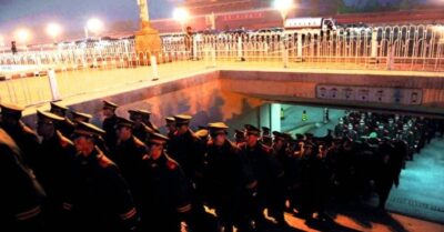 Quân đoàn 38 nổ súng ngay tại Bắc Kinh, bao vây Bộ chỉ huy Cảnh sát Vũ trang của Chu Vĩnh Khang