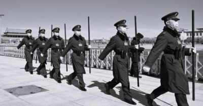 ‘Hồng nhị đại’ Thái Hà tố Hà Vệ Đông, Miêu Hoa từng thay Tập Cận Bình thành lập “quân đội riêng” phi pháp