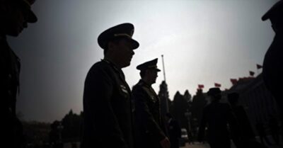 Đấu đá quyền lực tại Hội nghị Trung ương 4: Quân đội và ông Tập vẫn đang so găng