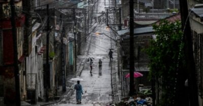 Bão Melissa quét qua Jamaica, đổ bộ vào Cuba, 500.000 người sơ tán