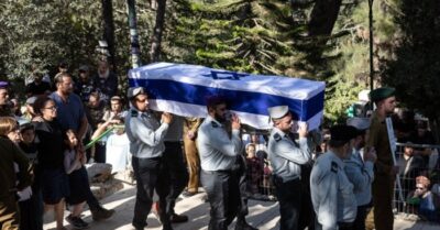 Quân đội Israel: Hamas trao trả thêm 3 thi thể, nhưng không phải là con tin