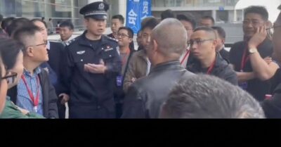 Tân Hoa Xã ca ngợi hội chợ Nam Ninh thành công, thực tế doanh nghiệp biểu tình vì bị lừa tiền