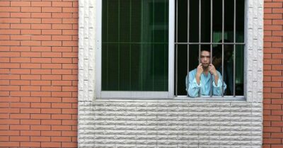 Lan tràn khắp Trung Quốc! Biến nhóm người khó khăn thành “cây hái ra tiền”, thảm khốc vô cùng Đằng sau sự hỗn loạn của bệnh viện tâm thần