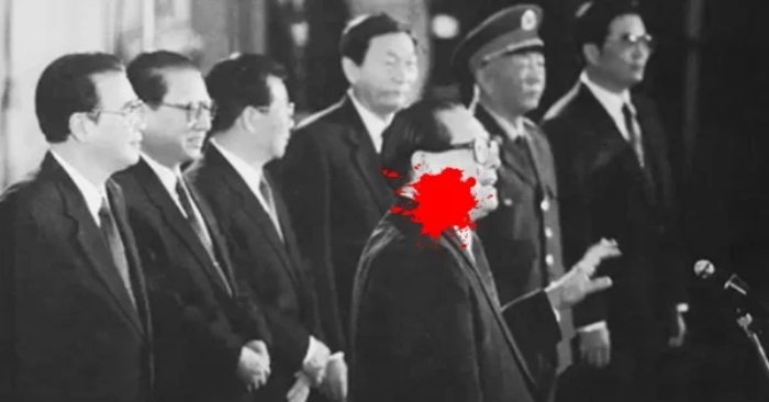 Chuyện gì vậy!? 6 Uỷ viên Thường vụ Bộ Chính trị cũng không cản nổi Giang Trạch Dân