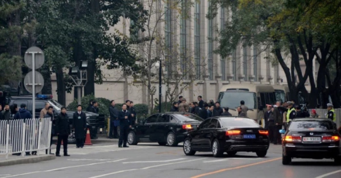 Tại sao phải chuẩn bị di thư trước khi được mời vào khách sạn Kinh Tây?