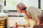 Ở một mình và cô đơn: Sự khác biệt nằm ở năng lực