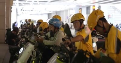Trung Quốc: Khủng hoảng kinh tế và áp lực thời gian vắt cạn nguồn lực của lực lượng lao động