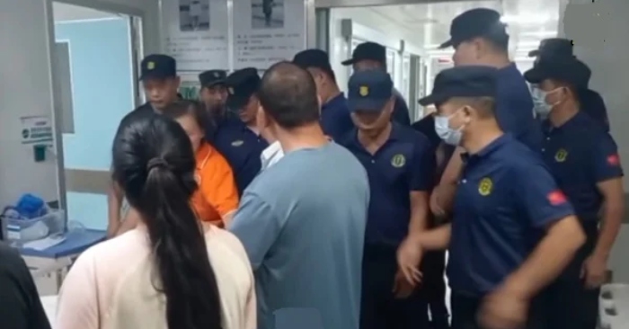 Bệnh nhân 36 tuổi tử vong, bảo vệ bệnh viện cướp thi thể tại Vũ Hán